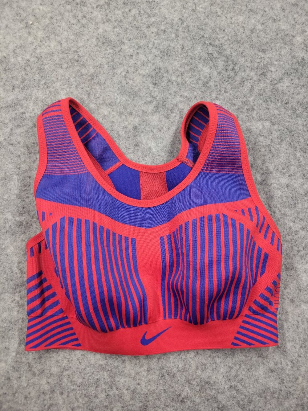Nike sports bra size 32 red and blue good condition